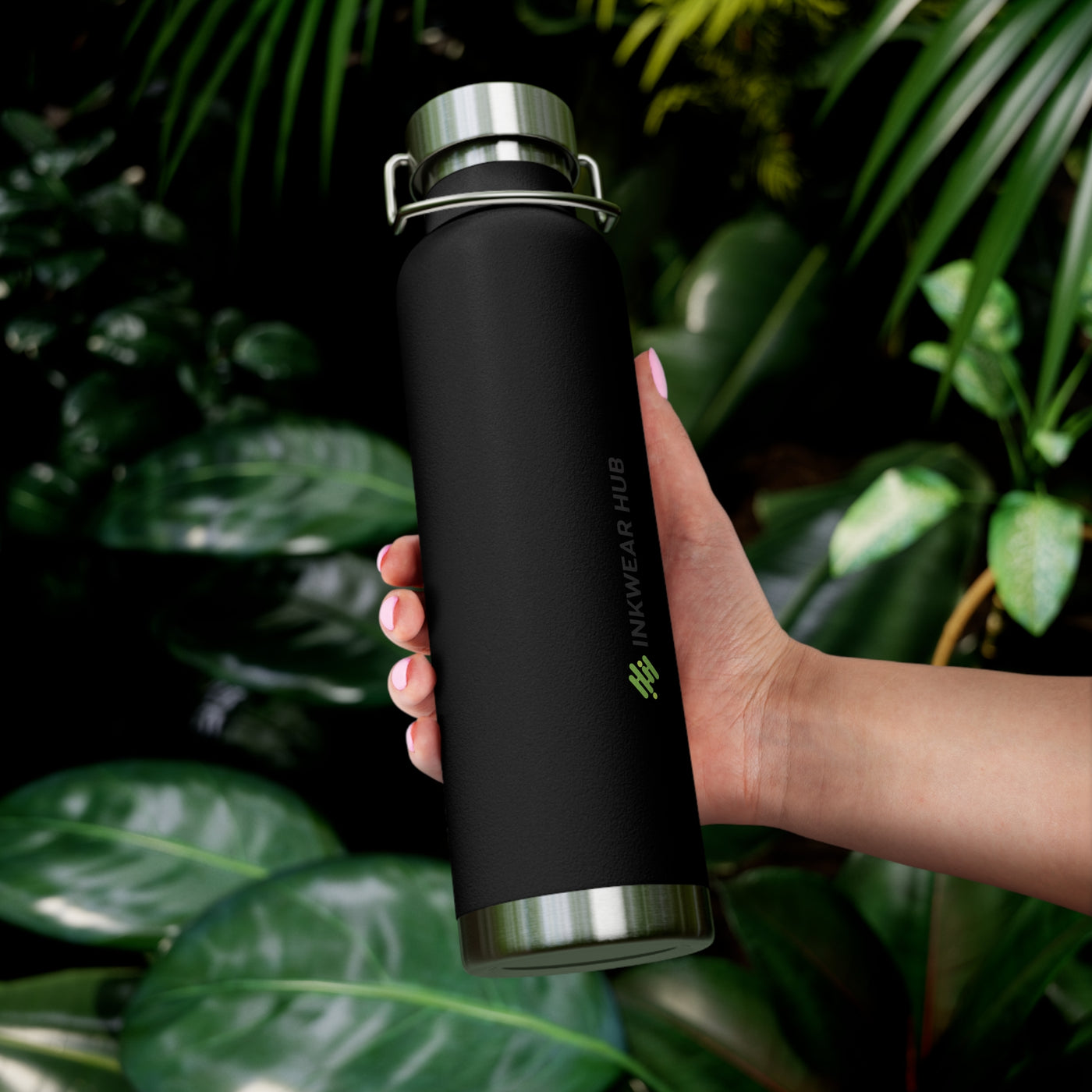 Stylish Copper Vacuum Insulated Water Bottle - 22oz, Perfect for Hydration on the Go